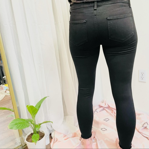 PAIGE Verdugo Crop Distressed - Picture 6 of 11